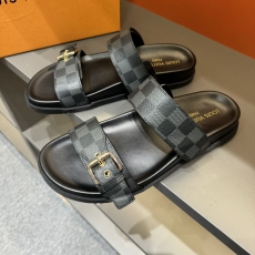 Louis Vuitton Slippers